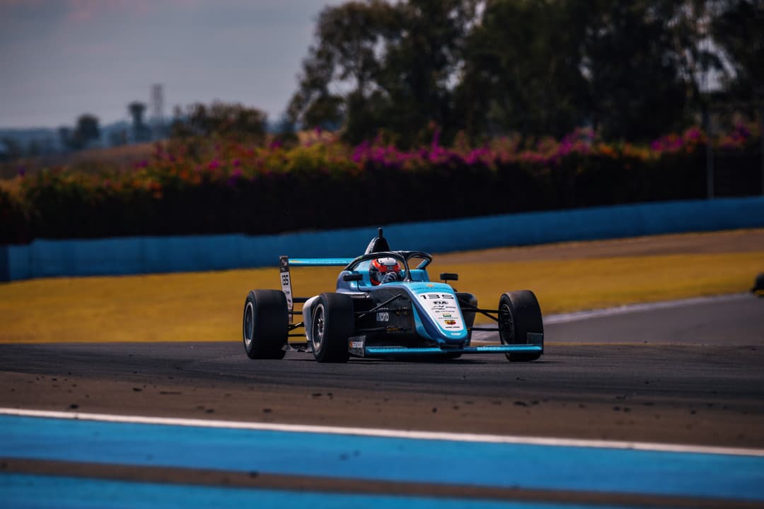 F4 Brasiliana e Formula Hoosier Cup in pista tra Interlagos e Paul Ricard