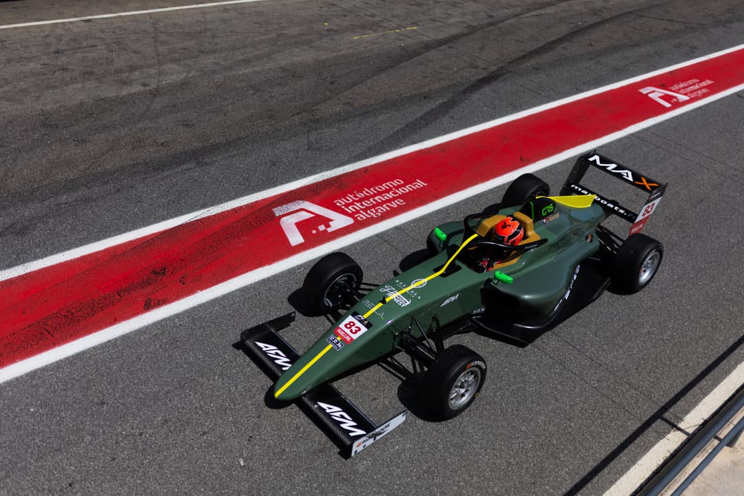 Due circuiti, un solo spettacolo: il weekend di Formula 4 tra Portogallo e Slovacchia